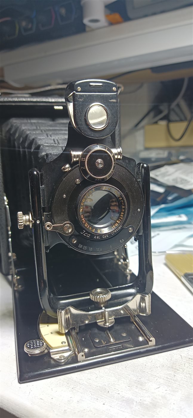 ICA Volta 146 plate camera used as the primary development camera